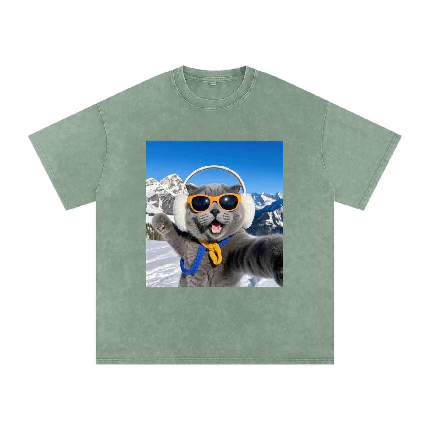 Explorer Cat - Oversized Shirt - Pawp Culture